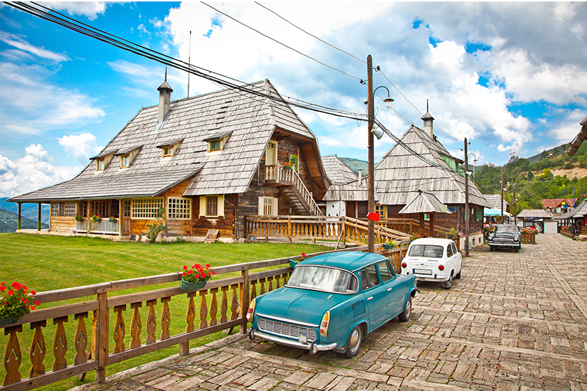 image Serbie Kustendorf Drvengrad village en bois as_54503129